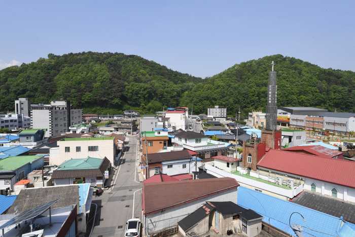 왕건이 방을 걸고 하룻밤 묵었던 강구면 오포리 나비산. 괘방산이라고도 불린다.
박관영기자 zone5@yeongnam.com