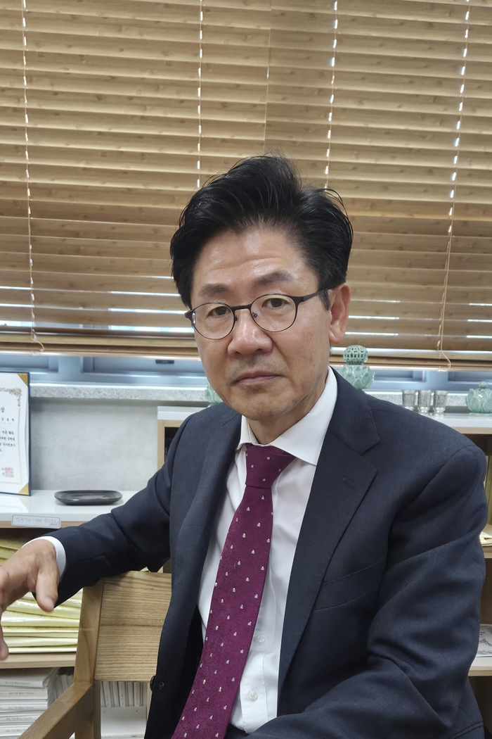공봉학