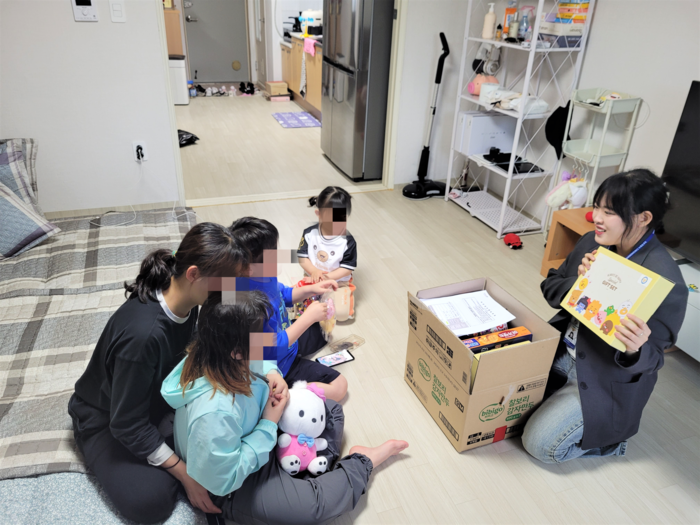 청송경찰서, 산불 피해 학생 가정 방문…'SA랑 나눔 프로그램' 운영