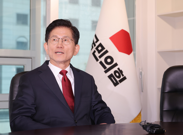 보수 빅텐트 사실상 무산, 국힘 대선 후보 교체 나서나