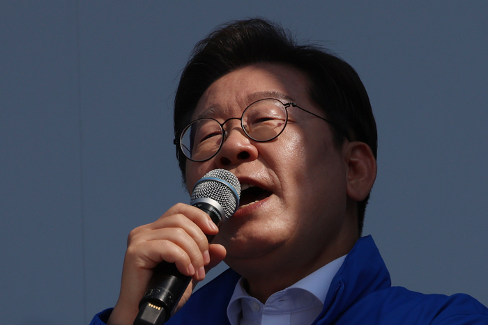 지지 호소하는 이재명 후보
