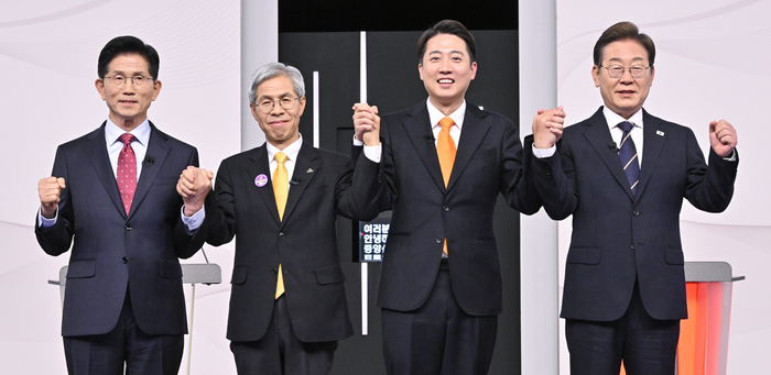 TK에서 김문수 44.9% 이재명 43.5%…오차범위 내 초접전 [리얼미터]