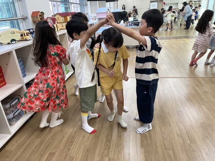 포항 흥해서부초등학교에서 놀이중심 교육과정 선도학교을 운영하고 있다. 경북교육청 제공