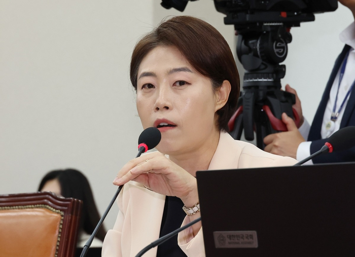 국민의힘, 3대 특검 임명에 “광란의 정치 보복…野 궤멸하려 하나”