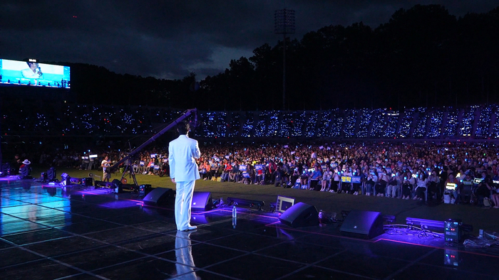 지난 4일 경북 안동시민운동장에서 2025 희망콘서트 '다시 안동 ON' 행사에 1만5천여 명의 관람객이 운집했다.<안동시 제공>