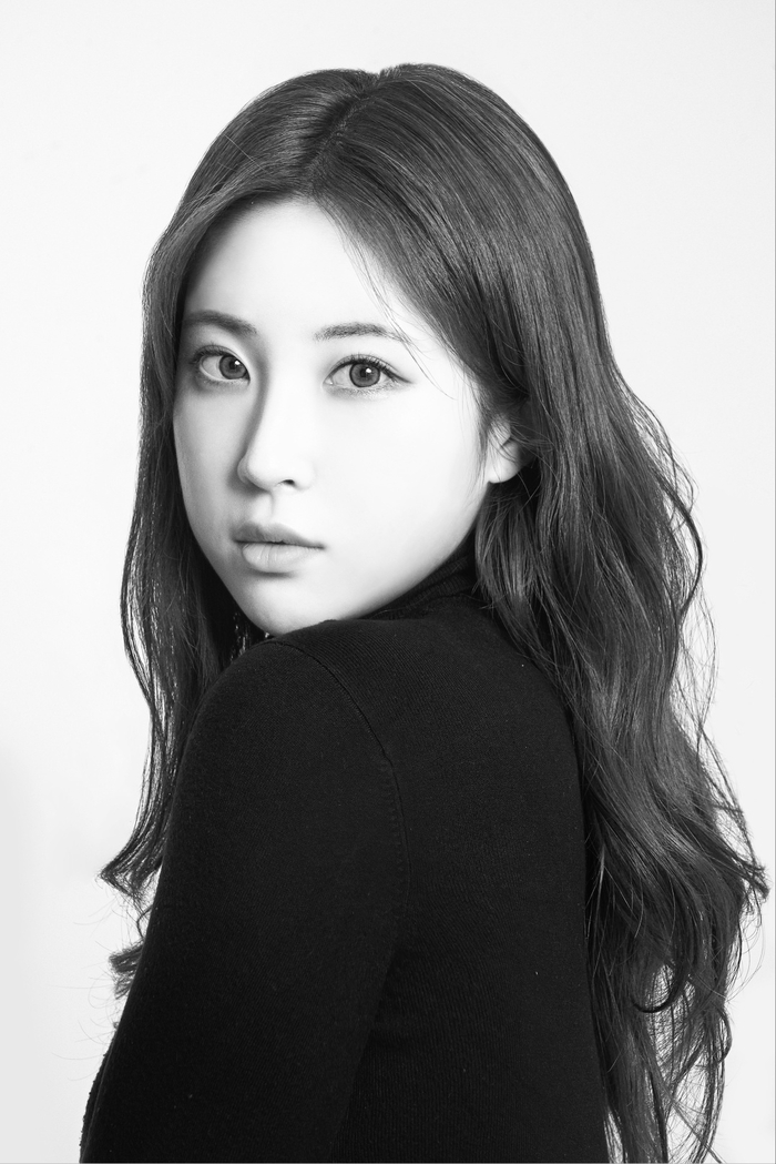 태병은 아트리움 모리 큐레이터