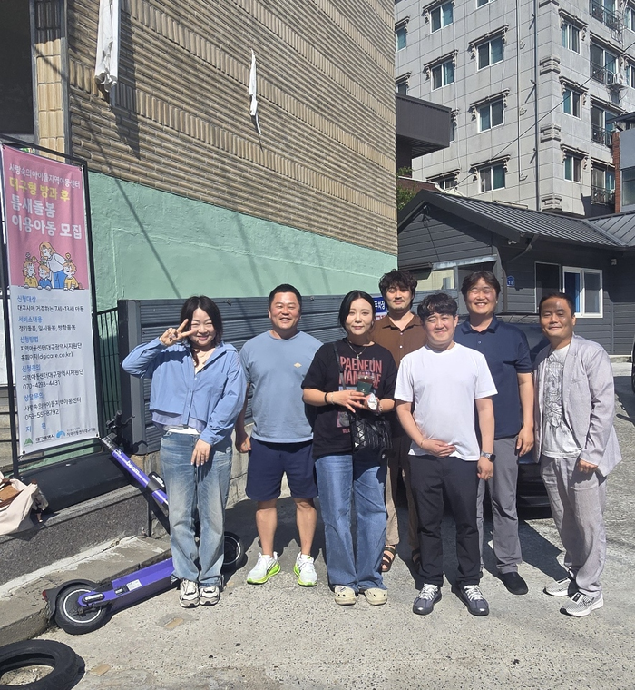 한국프랜차이즈산업협회(KFA) 대구경북지회(지회장 김병철)가 지역아동센터에 다양한 간식을 제공하면서 지역사회공헌에 일조했다. <KFA 제공>