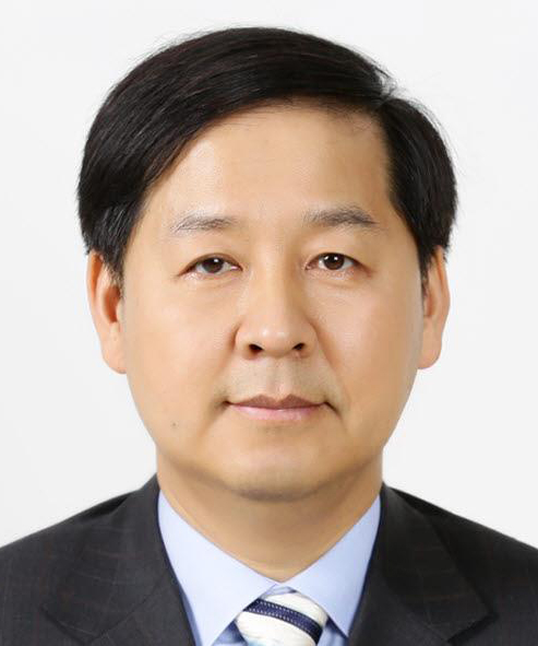 대통령실은 29일 이재명 대통령이 신임 기획재정부 장관 후보자에 구윤철 전 국무조정실장을 지명했다고 강훈식 대통령비서실장의 인사브리핑을 통해 발표했다. 연합뉴스