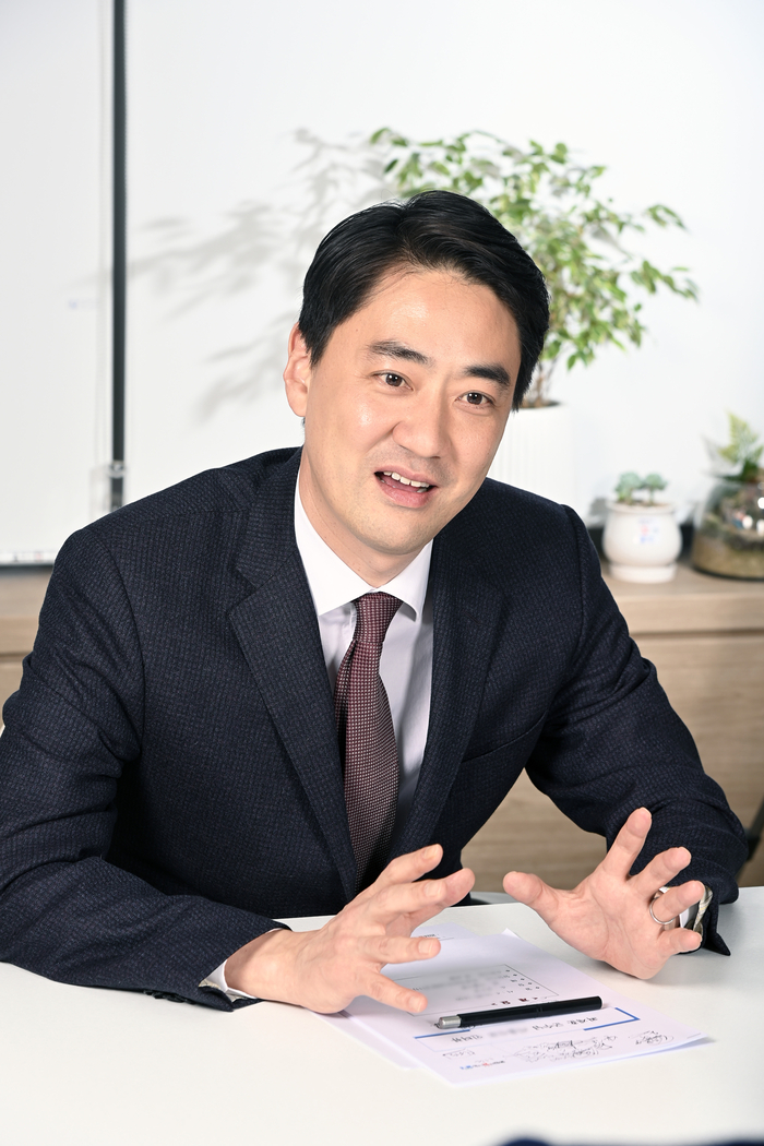 최재훈 달성군수가 민선 8기 3주년을 맞아 군정 방향에 대해 설명하고 있다. <달성군 제공>