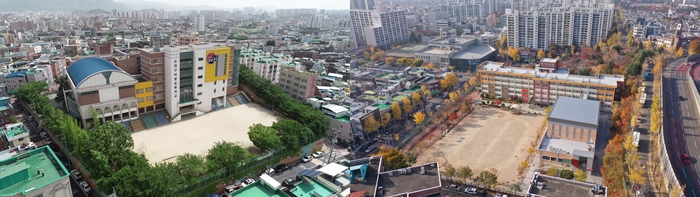 내년 3월 1일자로 폐교되는 대구 서구 비봉초와 달서구 월곡초 전경 <대구시교육청 제공>