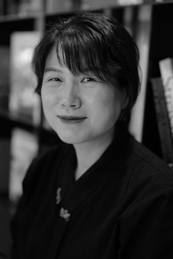 강수정 국립현대미술관 근대미술팀장 <C 이갑철>