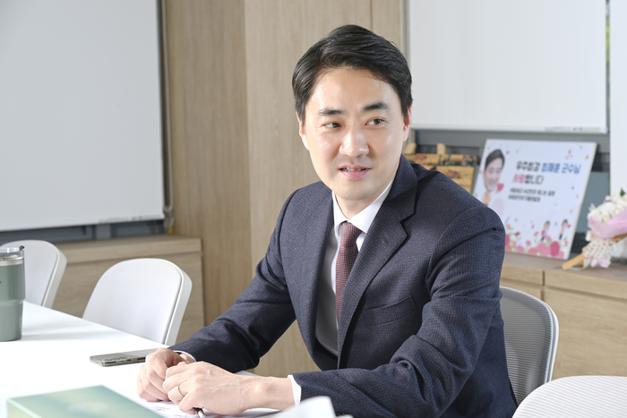 최재훈 달성군수가 대구 제2국가산업단지 예타 통과와 관련해 향후 계획을 설명하고 있다.<달성군 제공>