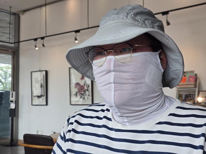경북 의성에서 발생한 대형 산불로 심각한 화상 피해를 입은 20대 영농후계자가 7일 영남일보와 만나 인터뷰를 하고 있다. 피재윤 기자