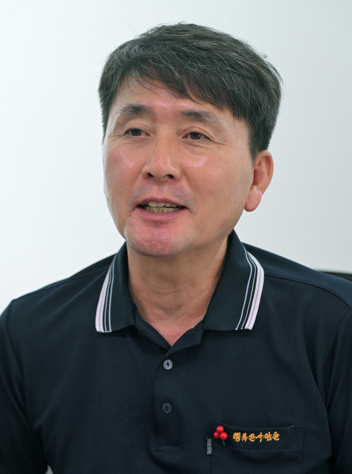 김창연 (주)동현메탈 회장이 자신의 기부 철학에 대해 이야기하고 있다.
이지용기자 sajahu@yeongnam.com