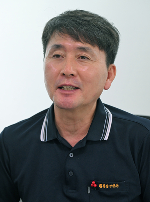 김창연 (주)동현메탈 회장이 자신의 기부 철학에 대해 이야기하고 있다. <이지용기자 sajahu@yeongnam.com>