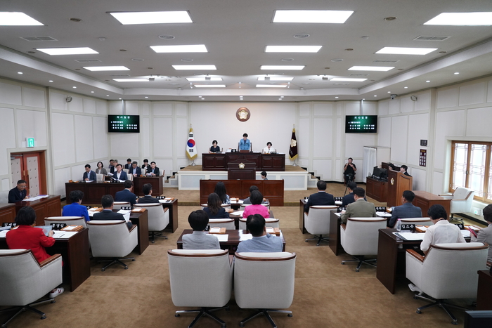 대구 수성구의회는 26일 제271회 임시회 제1차 본회의를 열었다. <수성구의회 제공>
