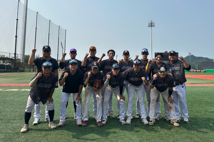 오는 15일 서울 목동야구장에서 연세대와 2025 KUSF 대학야구 U-리그 준결승을 치르는 구미대야구단.<구미대 제공>