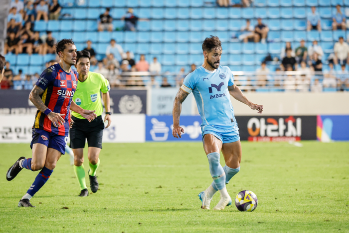 지난달 30일 K리그1 28라운드에서 수원FC를 상대하고 있는 대구의 세징야. 대구FC 제공