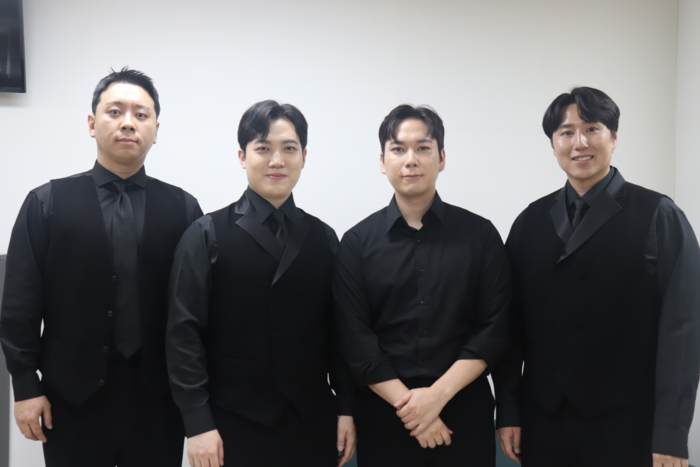 대구 출신 팝페라 그룹 송클레어(SONCLAIR)는 자신들의 음악을 시간을 잇는 멜로디로 정의했다. 사진은 왼쪽부터 바리톤 임경훈, 테너 안혜찬, 베이스 이기현, 테너 조규석.  정수민기자 jsmean@yeongnam.com