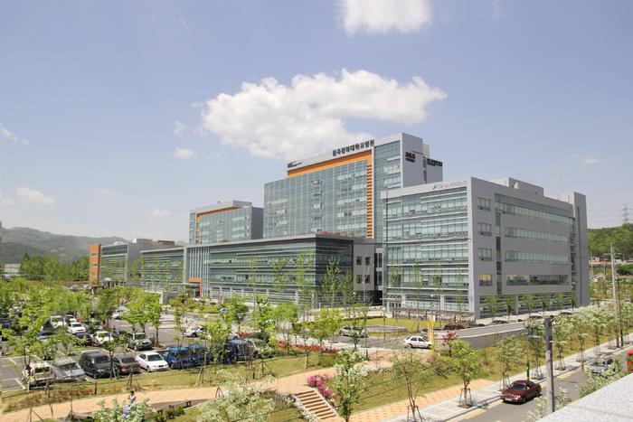 경북대병원의 제2병원인 칠곡경북대병원 전경. 명실상부한 암 종합병원으로서 자리매김하고 있다. <경북대 병원 제공>