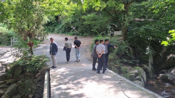 경북도에서 도내 하천과 계곡 일대 불법 점용시설에 대한 정비를 진행하고 있다.<경북도 제공>