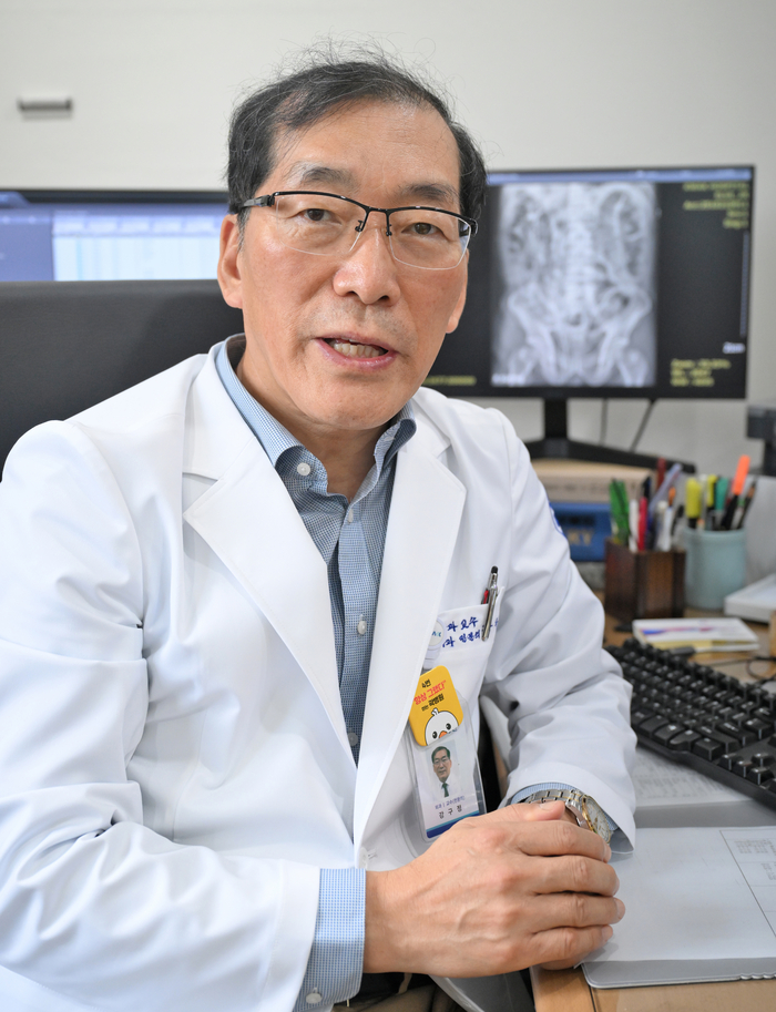 30여 년간 계명대 동산병원에서 간·담도·췌장 분야 권위자로 활약해온 강구정 박사는