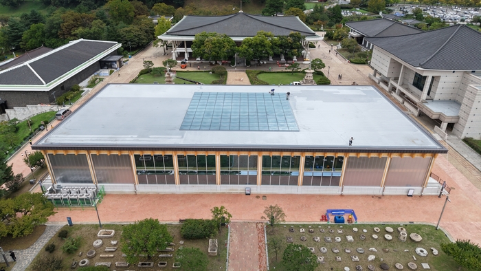 국립경주박물관 중앙마당에 있는 행사장 전경. APEC 정상회의 기간 한미 정상회담 개최장소로 가능성이 언급되며 주목받고 있다. 이곳에서 퓨처테크 포럼, 기업 전시행사도 열린다. 경주시 제공