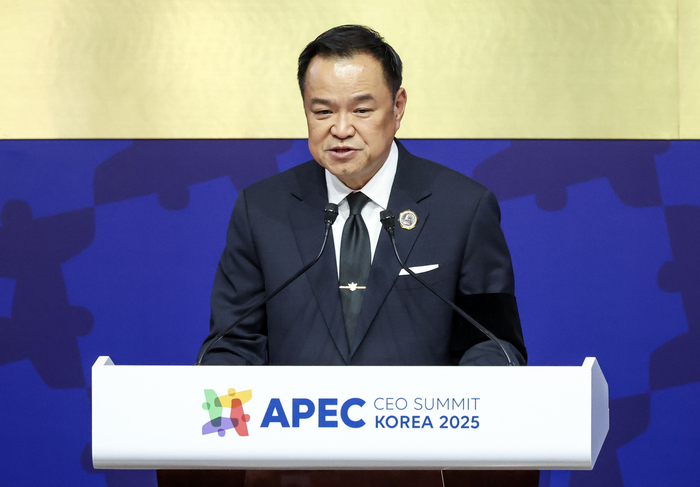 APEC CEO 서밋, 연설하는 아누틴 찬위라꾼 태국 총리
    (경주=연합뉴스) 이동해 기자 = 아누틴 찬위라꾼 태국 총리가 30일 경북 경주예술의전당에서 열린 아시아태평양경제협력체(APEC) 정상회의 최고경영자(CEO) 서밋(Summit) 정상 특별세션에서 연설하고 있다. 2025.10.30 [공동취재]
    eastsea@yna.co.kr
(끝)


<저작권자(c) 연합뉴스, 무단 전재-재배포, AI 학습 및 활용 금지>