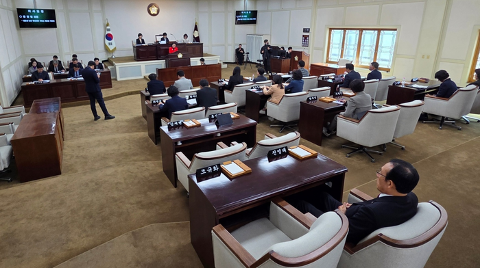 11일 열린 대구 수성구의회 제273회 제2차 정례회 제1차 본회의에서 홍경임 구의원이 5분 자유발언을 진행하고 있다. 최시웅기자