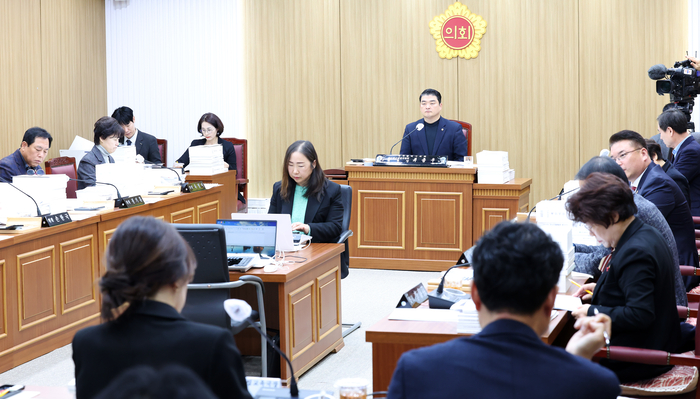 지난해 12월9일 대구시의회 예산결산특별위원회가 제313회 정례회에서 2025년도 대구시 예산안을 심사하고 있다. 대구시의회 제공.