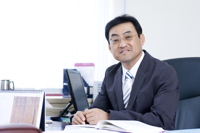 김무환 교수는 포스텍에서 입학·학생처장, 대외협력처장을 역임하며 국내 최초 입학사정관제를 도입하는 등 교육 분야에서도 뚜력한 족적을 남겼다. 영남일보 DB