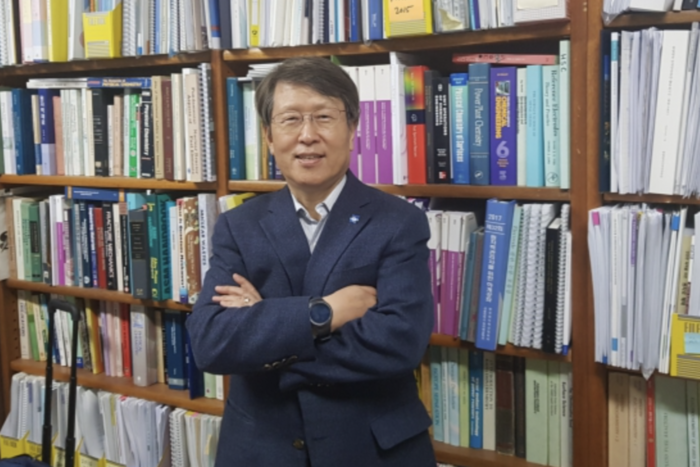 황일순 서울대 명예교수는 수많은 학술 논문과 저서를 남겼을 뿐 아니라 국제원자력기구의 전문위원장과 세계원전수명관리학회장 활동을 통해 세계 원자력 연구 단체들과의 교두보 역할도 해왔다. <경북도 제공>