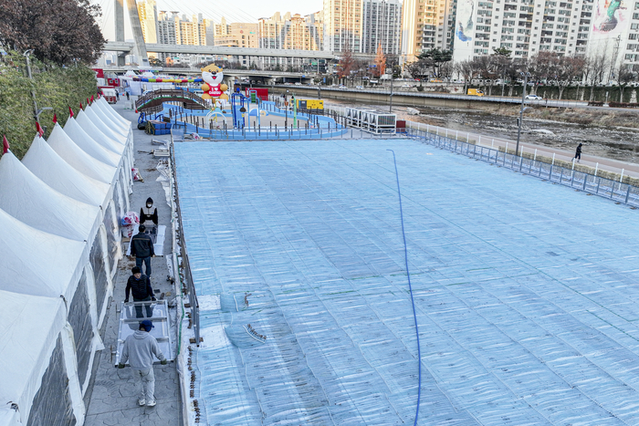 [포토뉴스] 20일 문 여는 대구 신천 스케이트장, 내년 2월 1일까지 운영
