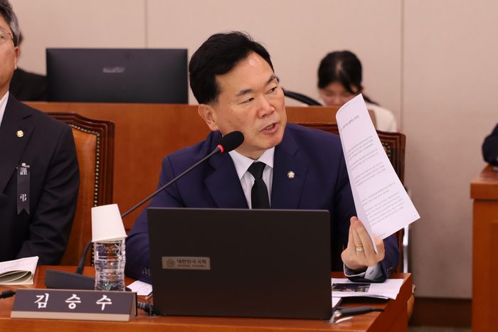 국민의힘 김승수 의원이 상임위에서 질의하고 있는 모습. 김승수 의원실 제공