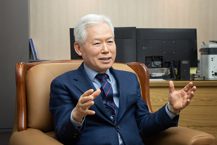 [토크人사이드] 김상동 경북도 인재평생교육재단 대표이사