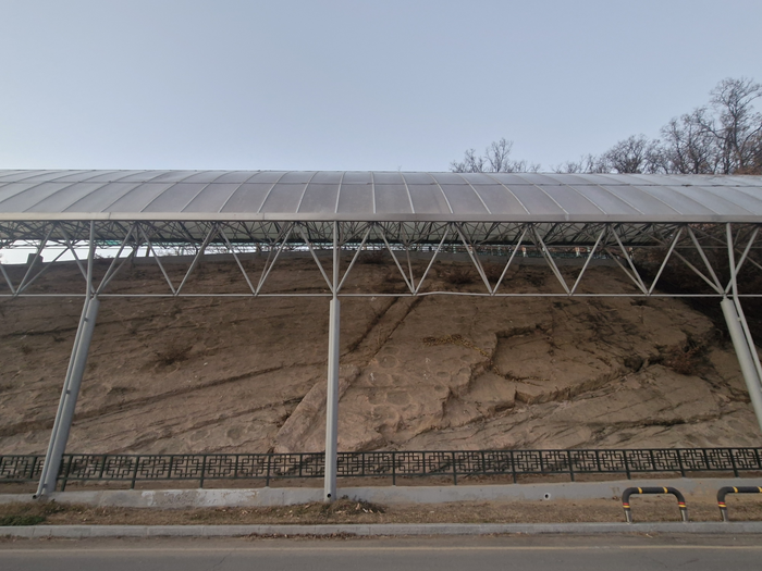 국내 최초 공룡 관련 천연기념물인 의성 제오리 공룡발자국 화석산지.