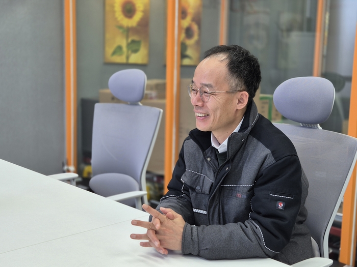 강태훈 <주>지오로봇 대표가 지난 9일 대구 달서구 지오로봇 사옥에서 영남일보와 인터뷰를 하고 있다. 이승엽기자