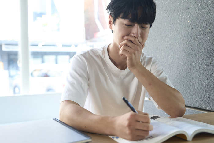 신간 공부 망상은 삶의 모든 단계를 유예시키는 프리 패스인 공부라는 성공 방정식이 더는 사회적으로 유효하지 않다는 점을 강조한다. <게티이미지뱅크>