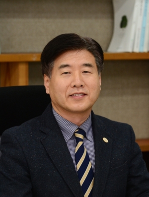 권덕문 대구보건대 입학처장