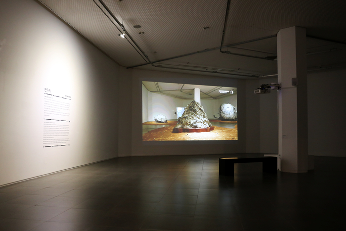 대구문화예술회관 미술관 스페이스 하이브 5전시실에서 다큐 온-디 아트(Docu on D-ART) 전시가 열리고 있다.<대구문화예술진흥원 제공>