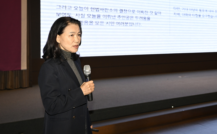 20일 오후 대구 북구 중앙컨벤션센터에서 이진숙 전 방송통신위원회 위원장이 자유민주주의! 민노총은 자유대한민국을 어떻게 삼켰나?를 주제로 강연하고 있다.
이윤호기자 yoonhohi@yeongnam.com