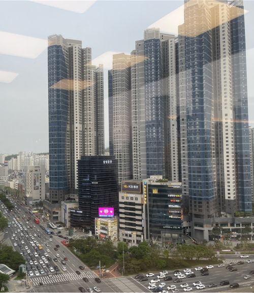 전용 84㎡ 아파트가 18억원에 거래되며 신고가를 새로 쓴 수성범어더블유 단지. 윤정혜 기자