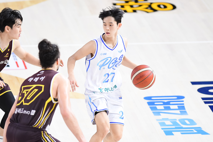 지난 23일 오후 7시 창원체육관에서 열린 2025-2026시즌 LG전자 프로농구 대구 한국가스공사 페가수스와 창원 LG 세이커스와의 경기에서 출전한 양우혁. <KBL 제공>