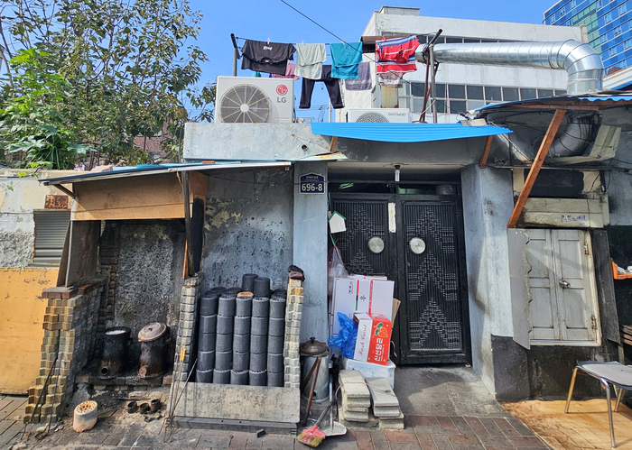 대구 중구 삼덕동 어느 골목길 식당 앞 풍경.
문순덕시민기자