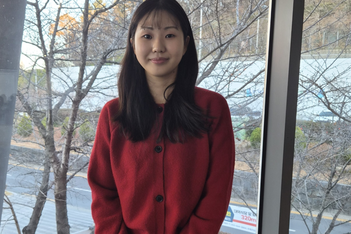 얼마 전 뮤지컬 앙상블로 첫 프로 무대에 데뷔했다는 김희영 배우는 두 달여 간의 연습에 무대에 오른 대가로 손에 쥐게 된 출연료가 70만원에 불과하다고 했다. 박주희기자 jh@yeongnam.com