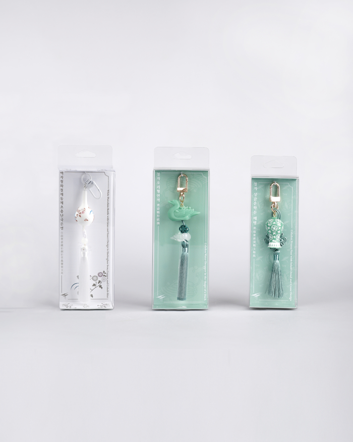 대구간송미술관 아트숍에서 판매 중인 도자 키링 시리즈.<대구간송미술관 제공>