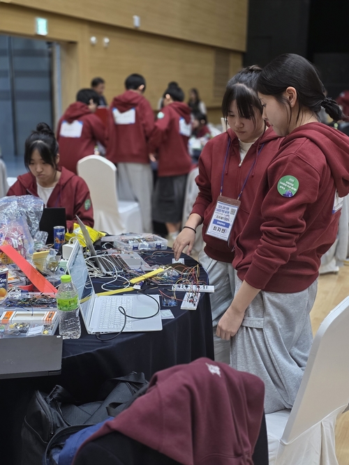 지난해 해커톤대회 모습. <대구시교육청 제공>