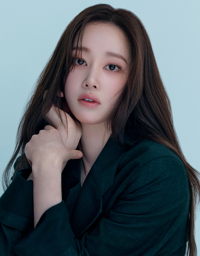 한국과 할리우드를 배경으로 활동 중인 배우 전종서가 절친 한소희와 함께 출연한 범죄 누아르 영화 프로젝트 Y로 돌아온다. <앤드마크 제공>