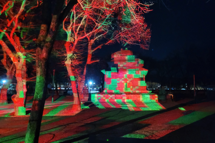 지난 1일 밤, 경북 경주 분황사에서 미디어아트 전시 분황사 빛의 사자후가 진행 중이다. 임훈기자 hoony@yeongnam.com