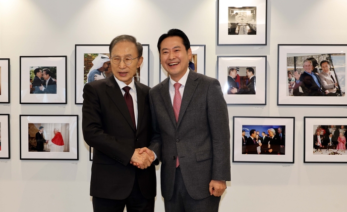 장동혁 만난 MB …화합과 단합 강조